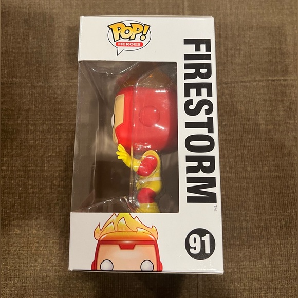 NWT Firestorm #91: DC Super Heroes Funko POP! Vaulted & Rare - Picture 6 of 7